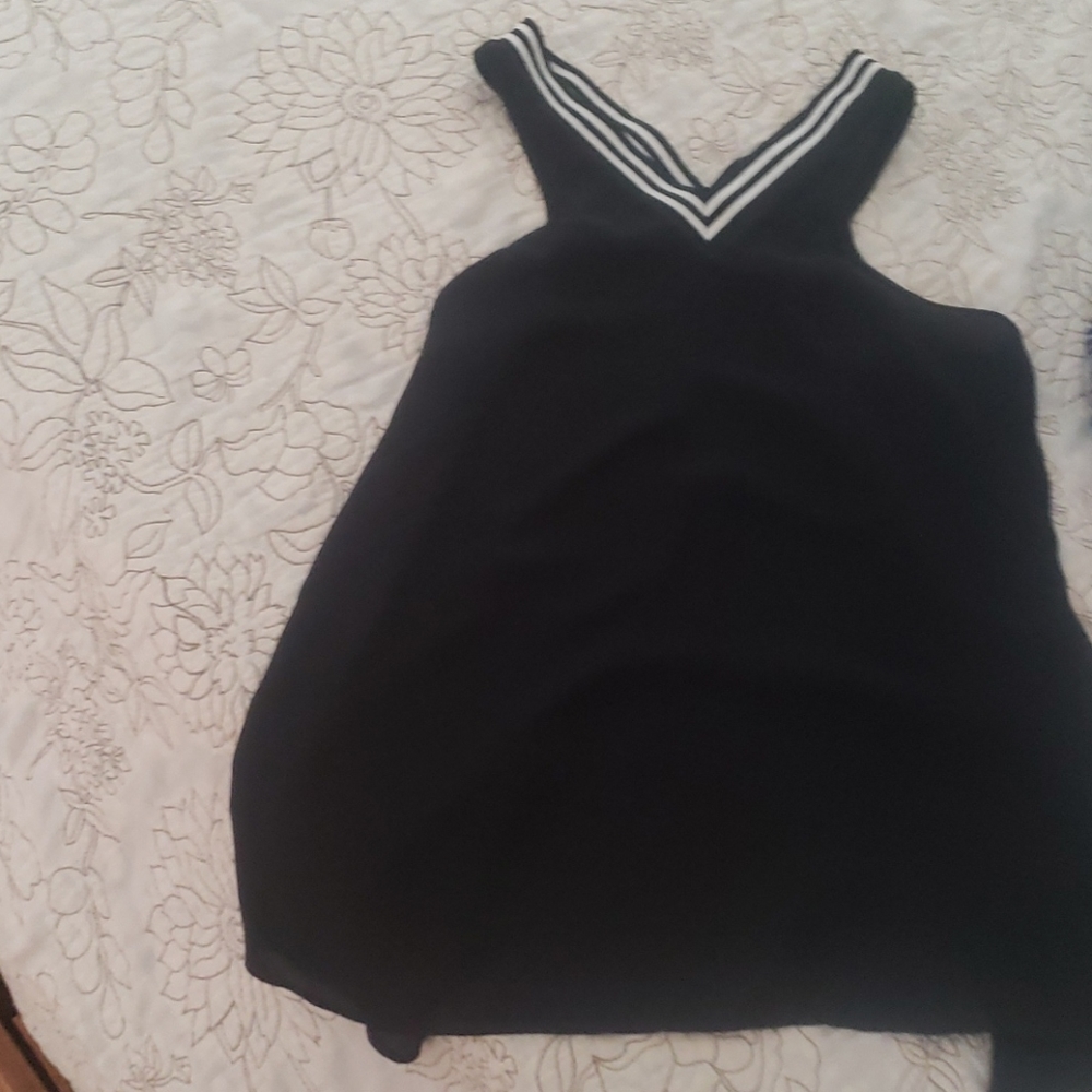 Express split back tank top